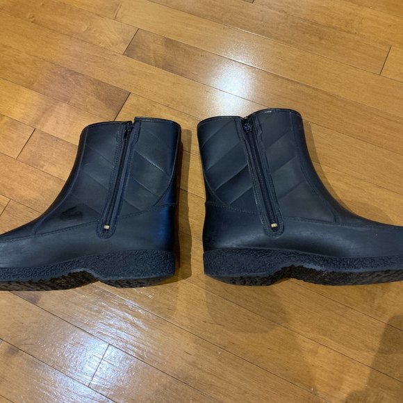 Men's Rubber Winter Boots - Picture 2 of 4